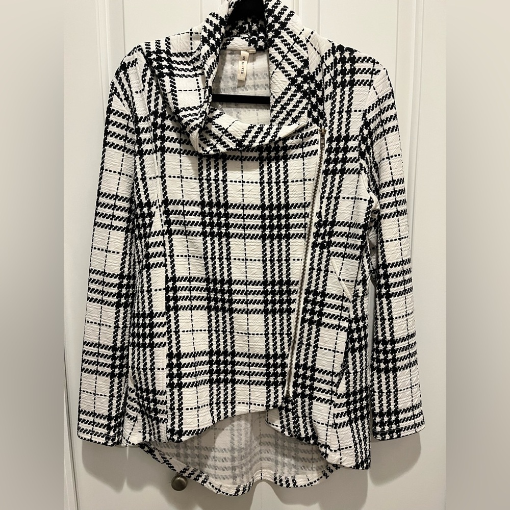 My Beloved High Low Zip Jacket Black/White Plaid Size L EUC